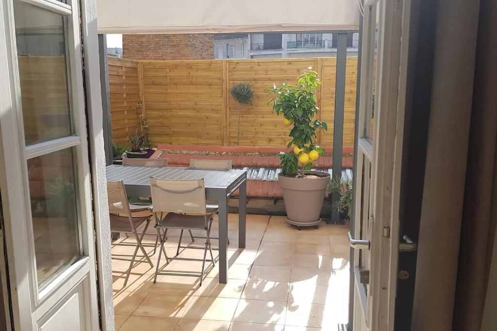 Superbe 2 Pieces Avec Grande Terrasse, Classe *** Marseille Kültér fotó