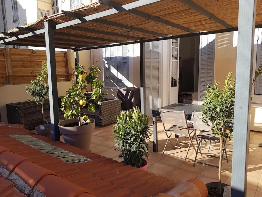 Superbe 2 Pieces Avec Grande Terrasse, Classe *** Marseille Kültér fotó